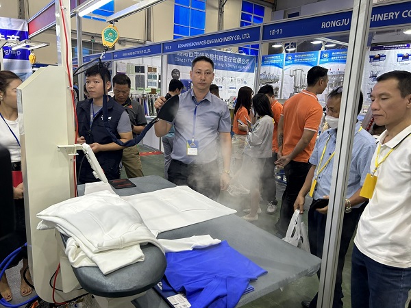 Khẳng định sức hấp dẫn của ngành dệt may Việt Nam