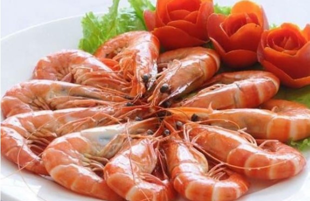 Tại sao đầu tôm luôn chuyển sang màu đen khi chế biến món tôm luộc? Thành thạo 3 kỹ năng, thịt tôm mềm, không có mùi tanh