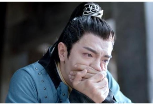 Sao nam xấu đến mức có người đòi tài trợ 300 tỷ để sửa mặt, diễn 10 năm toàn phim "thảm họa"