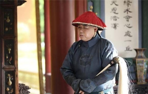 hầu hạ hoàng đế tắm 3 cung nữ, thái giám, hoàng đế, hoàng đế tắm, phi tần, hồ sơ tư liệu, hầu hạ hoàng đế tắm
