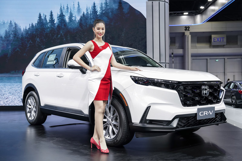 Giá lăn bánh Honda CR-V 2024: Cao nhất hơn 1,4 tỷ đồng