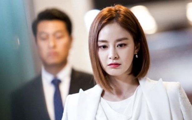 Đàn ông ngoại tình thường có 5 hành động 'mờ ám' này khi về nhà