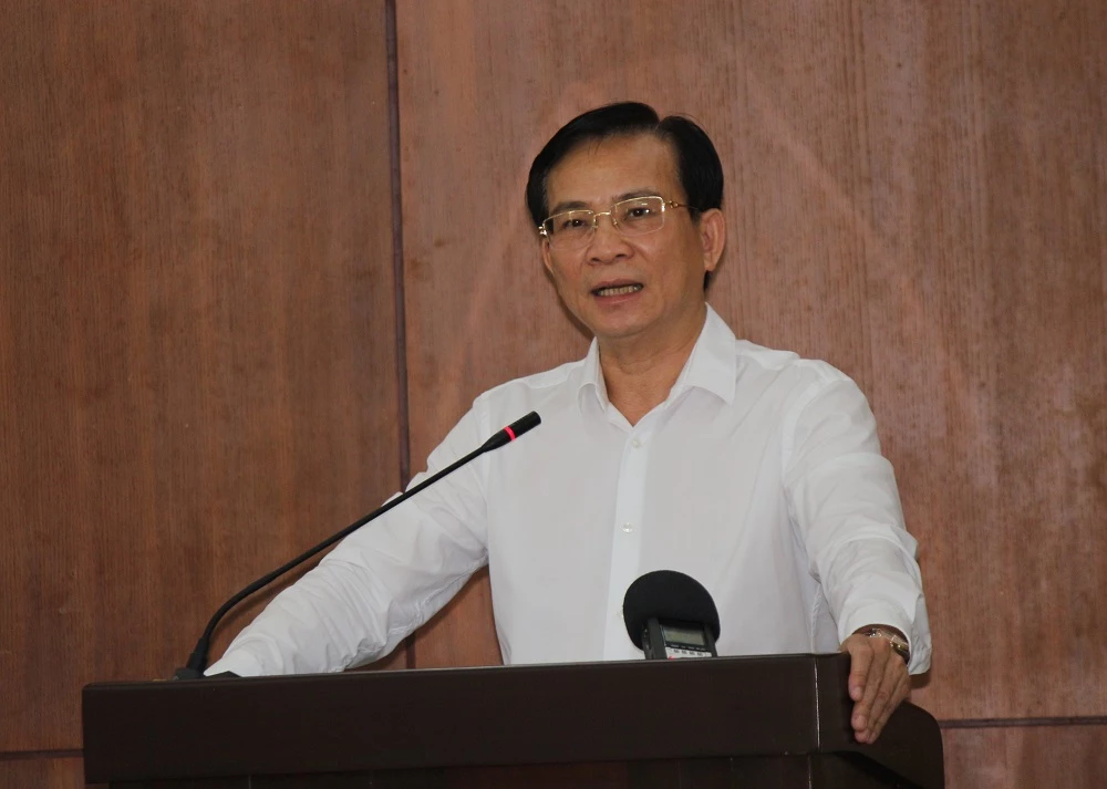 Ông Hồ Văn Mười – Chủ tịch UBND tỉnh Đắk Nông, chỉ ra các phương hướng, nhiệm vụ, giải pháp trọng tâm 3 tháng cuối năm. 