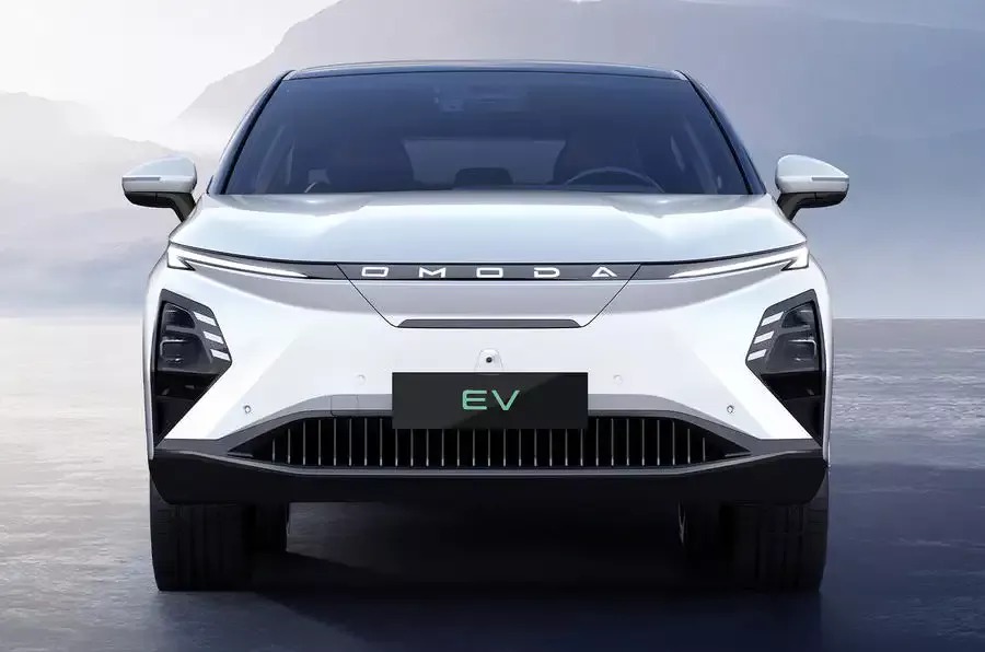Chery Omoda 5 EV ra mắt: Thiết kế khác bản xăng, chạy 450km/sạc, về Việt Nam cuối năm nay