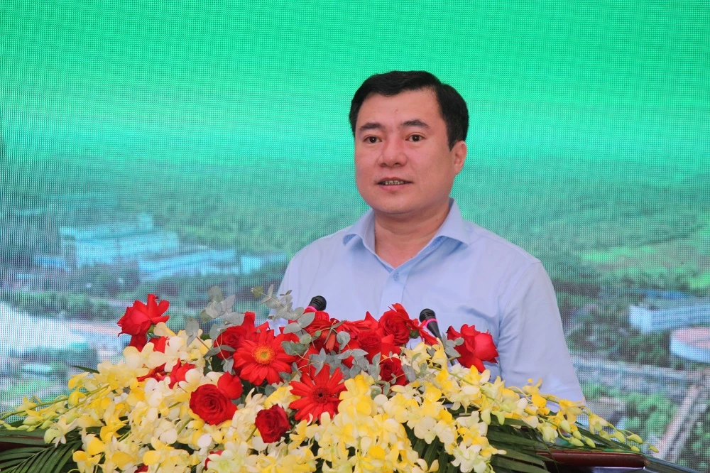 Thứ trưởng Bộ Công Thương Nguyễn Sinh Nhật Tân 