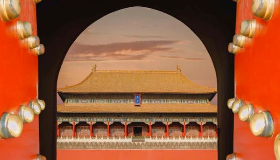 Vì sao Khang Hi, Ung Chính, Càn Long đều không thích ở trong Tử Cấm Thành?