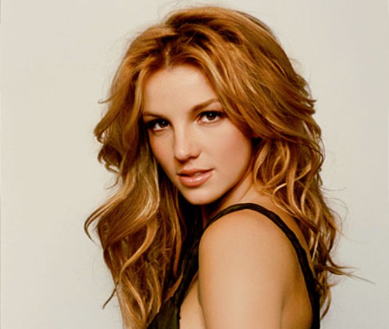 Đường tình của "công chúa nhạc Pop": Từng bị tình đầu ép phá thai, cuộc hôn nhân đầu tiên chỉ kéo dài 55 giờ