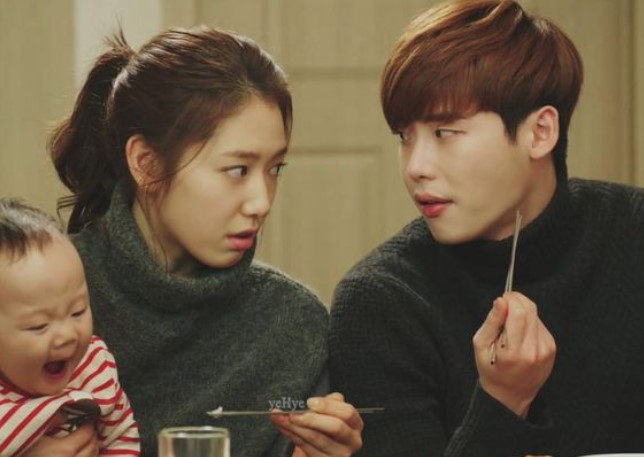 Phụ nữ thông minh sẽ không tranh giành và không hỏi đàn ông 2 điều này trong suốt cuộc đời