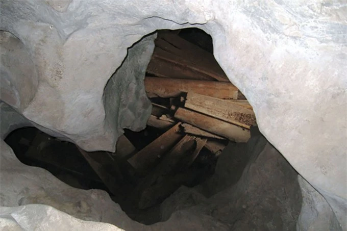 Giải mãi bí ẩn những hang quan tài gỗ ở vùng đất phía Tây Thanh Hóa