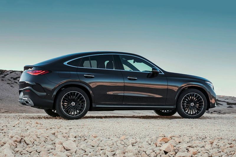 Mercedes-Benz GLC Coupe 2024 chốt giá từ 1,425 tỷ đồng