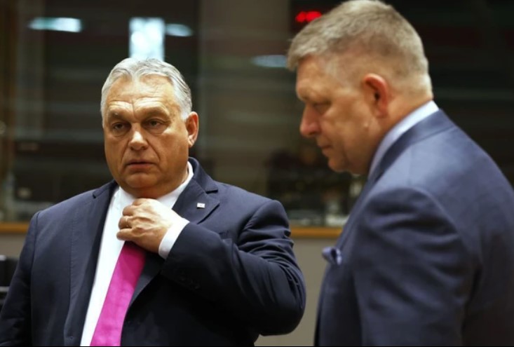 Hai quốc gia NATO chặn khoản viện trợ 52,8 tỷ USD cho Ukraine