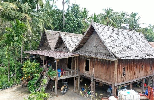 Ngôi nhà sàn hơn 130 năm tuổi của vua săn voi