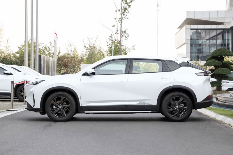 SUV công suất 218 mã lực, giá gần 400 triệu đồng