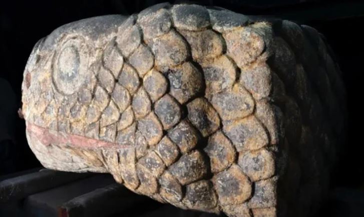 Động đất, báu vật 1,3 tấn hiện ra giữa trường đại học