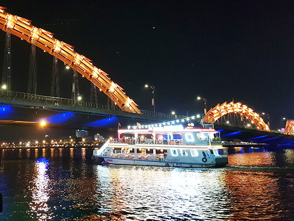 Dự án chiếu sáng nghệ thuật đôi bờ sông Hàn Đà Nẵng: Cần giải pháp bền vững lâu dài