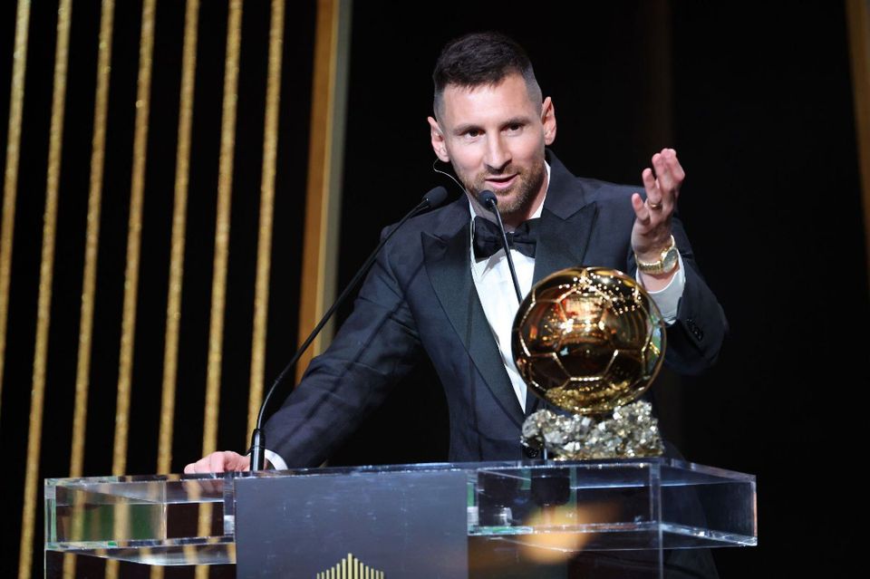 Top 10 cầu thủ xuất sắc nhất thế giới năm 2023: Messi đứng đầu
