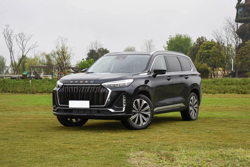 SUV dài gần 5m, công suất 261 mã lực, giá hơn 740 triệu đồng