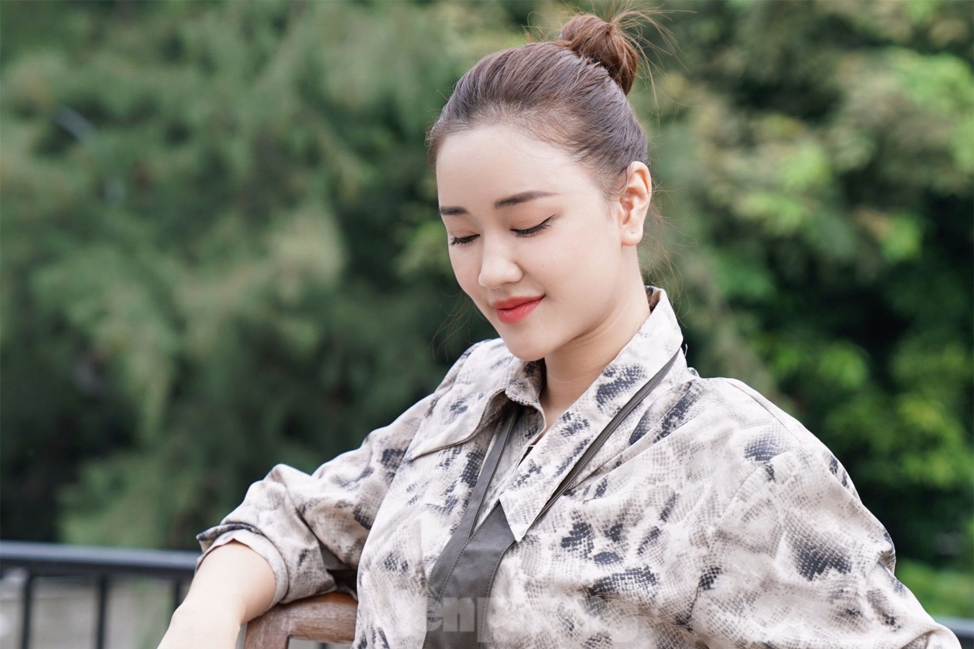 Nữ diễn viên phim 'Vợ ba' một mình sang Mỹ sinh con giờ ra sao? ảnh 15