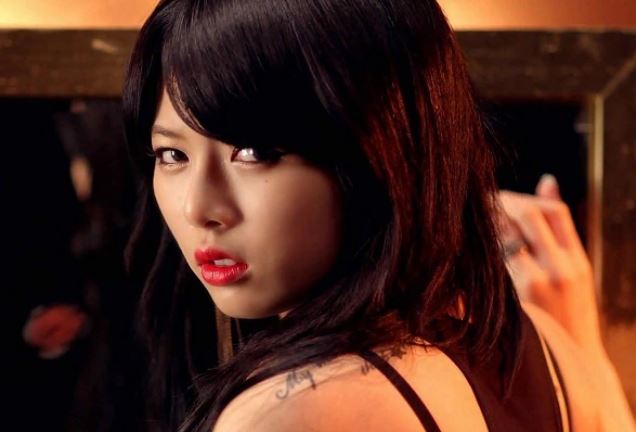 Nhặt được ví trên đường, thấy cách giải quyết của chồng mà tôi trợn trắng mắt, đến khi gặp mặt chủ nhân chiếc ví, vợ chồng tôi lại rơi vào cảnh lao đao