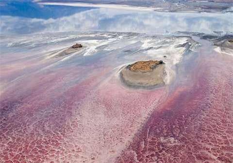  hồ Natron, sông Styx, hồ hóa đá, hồ nước kì lạ