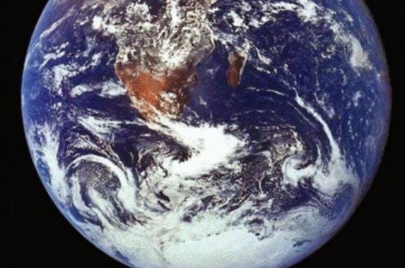 Trái đất vốn dĩ không có nước, vậy nước trong bốn đại dương từ đâu mà có? Đọc xong bạn sẽ hiểu