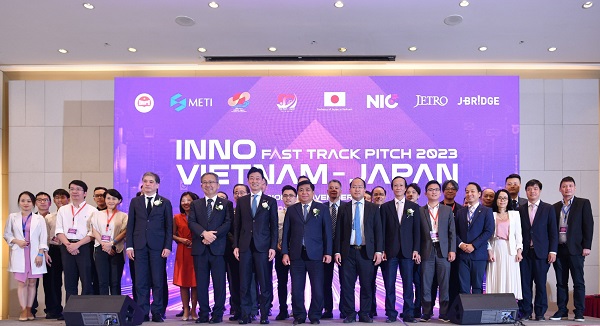 Trao giải Chương trình đổi mới sáng tạo Việt Nam - Nhật Bản 2023