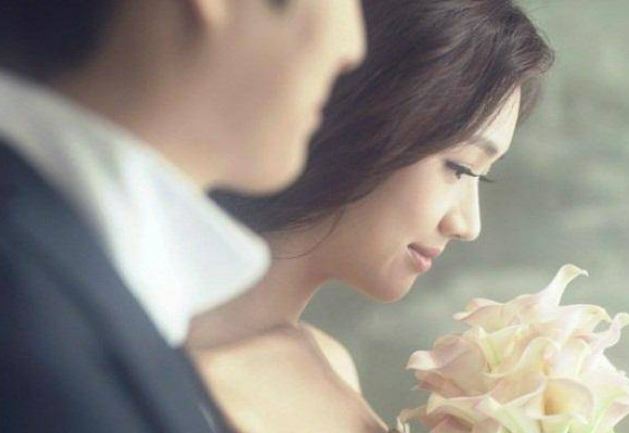 Vợ cũ của chồng cố tình mỉa mai gây sự, tôi chỉ đáp lại lời “cà khịa” ấy bằng một câu cảm ơn mà khiến chị ta tức đến tím mặt