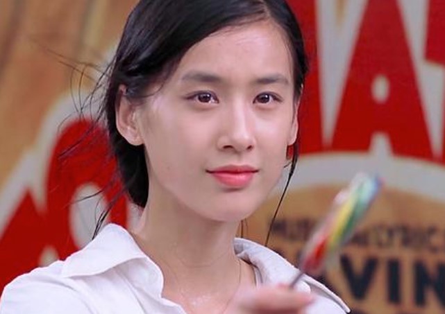 Mỹ nhân nổi tiếng vô ơn trẻ mãi không già ở tuổi 40, bị showbiz ruồng bỏ vì 10 năm làm "kẻ thứ 3"