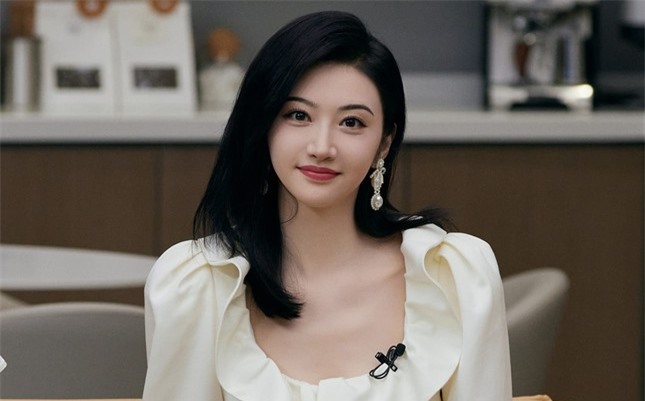 Cảnh Điềm bị chê giả tạo, danh tiếng tụt dốc sau vụ bị dọa tung video nóng với bạn trai ảnh 2