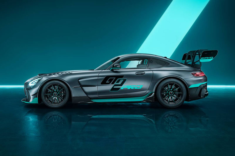 Chi tiết siêu xe Mercedes-AMG GT2 Pro vừa ra mắt: Công suất 739 mã lực, giá 