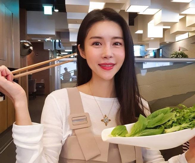 Quy tắc ăn '2 tăng, 1 giảm' khi đi ăn nhà hàng mà huấn luyện viên thể hình thường hay bật mí với các chị em