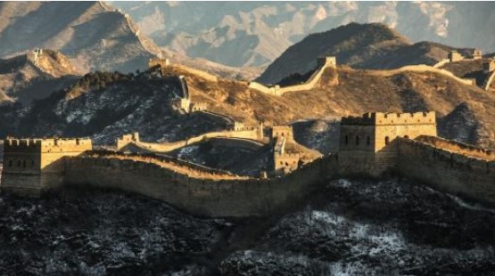 Kim tự tháp Ai Cập và Vạn Lý Trường Thành ở Trung Quốc, công trình nào khó xây dựng hơn?