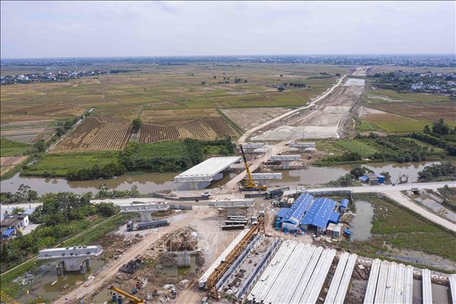 Giải ngân vốn đầu tư công 10 tháng đạt hơn 52% kế hoạch