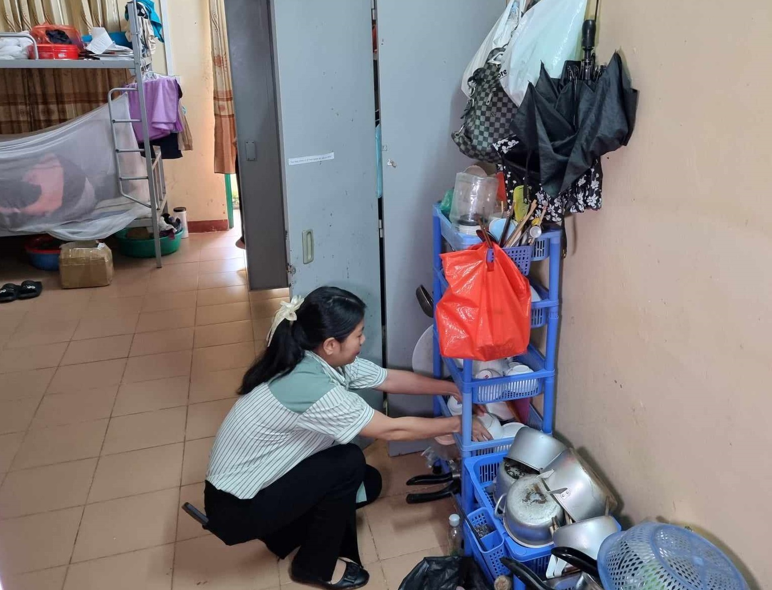 Người lao động đắn đo trước 2 phương án hạn chế rút bảo hiểm xã hội một lần