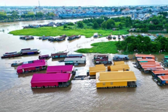 Làng nổi cá bè Châu Đốc, điểm du lịch hấp dẫn ở miền Tây
