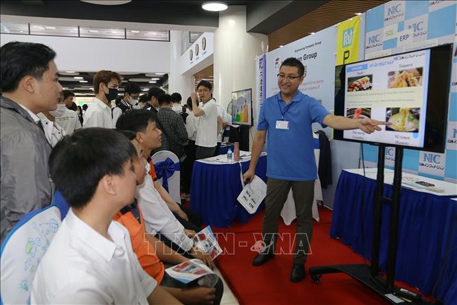 Thu hút sinh viên Việt Nam thử sức làm việc với doanh nghiệp Nhật Bản