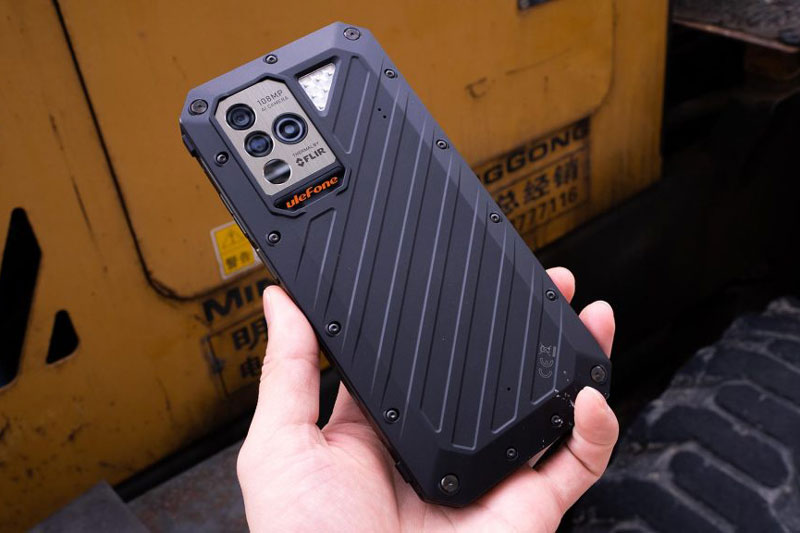 Smartphone &#x2018;n&#x1ED3;i &#x111;&#x1ED3;ng c&#x1ED1;i &#x111;&#xE1;&#x2019;, RAM 12 GB, pin 9.600mAh, gi&#xE1; g&#x1EA7;n 17 tri&#x1EC7;u &#x111;&#x1ED3;ng