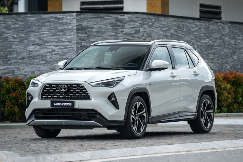 Bảng giá xe Toyota tháng 11/2023: Ưu đãi ‘khủng’, thêm lựa chọn mới