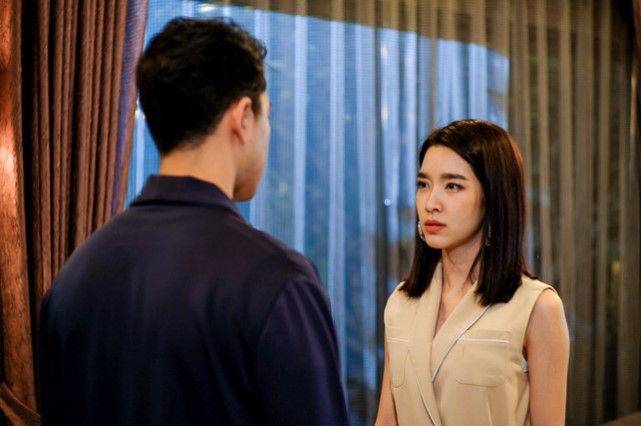 Phát hiện bạn trai cho vợ cũ khoản tiền lớn, cô gái đăng đàn kêu than nhưng lại nhận cái kết ê chề