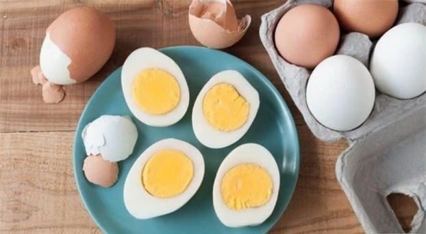 Trứng là thực phẩm giàu dinh dưỡng, tốt cho sức khỏe cả trẻ nhỏ và người lớn. Ảnh minh họa