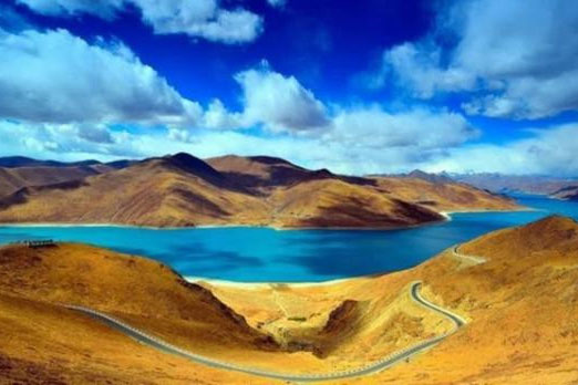 Có rất nhiều hồ ở Tây Tạng, và vô số tôm cá lên tới 800 triệu kg. Tại sao người dân địa phương không bao giờ đánh bắt hoặc ăn?