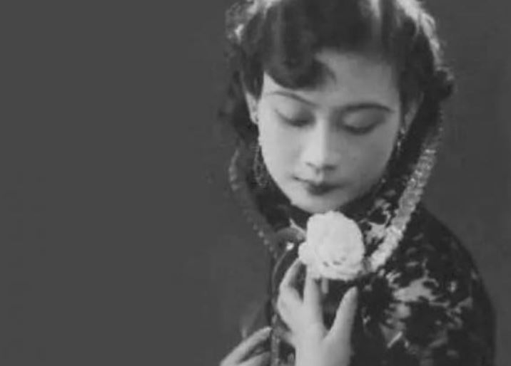 Ảnh hậu đầu tiên trong lịch sử Trung Quốc, tham giàu chê nghèo rồi bị ruồng bỏ, lưu lạc nơi đầu đường xó chợ làm ăn xin sống qua ngày