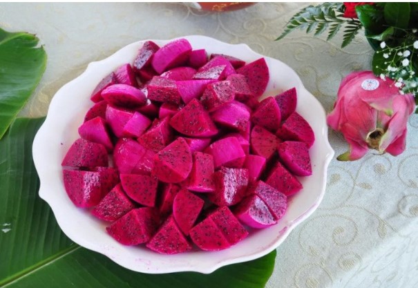 Thanh long trắng và đỏ, ăn loại nào tốt hơn để chống lão hóa và ngừa ung thư? Đáp án khiến nhiều người bất ngờ