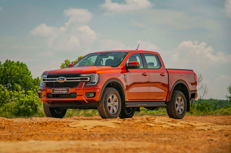 Loạt xe Ford giảm giá sốc tại Việt Nam