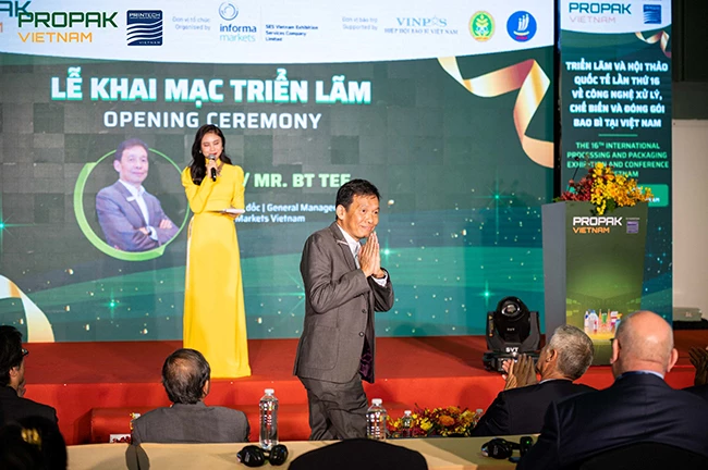 Lễ khai mạc triển lãm quốc tế về công nghệ đóng gói bao bì, diễn ra tại TP Hồ Chí Minh ngày 8/11.