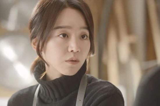 
11h đêm đưa con về mà chồng vẫn nhậu nhẹt cùng hội bạn, vợ 'ba máu sáu cơn' khiến ai nấy há hốc mồm