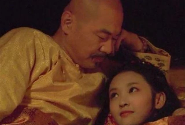 Mỹ nhân “mệnh khổ” từng được Ung Chính sủng ái, chết 7 năm vẫn ở trong cung: Vì sao Càn Long nổi giận? - Ảnh 3. Mỹ nhân “mệnh khổ” từng được Ung Chính sủng ái, chết 7 năm vẫn ở trong cung: Vì sao Càn Long nổi giận? - Ảnh 3.
