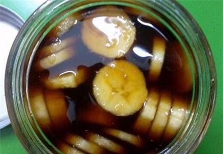 chuoi (1).jpeg 2 chuối, giấm trắng, giảm cân, chuối ngâm giấm