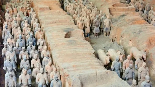 Phát hiện dấu tích cỗ xe cừu 2.000 năm tuổi gần đội quân đất nung của hoàng đế Tần Thủy Hoàng - Ảnh 1.