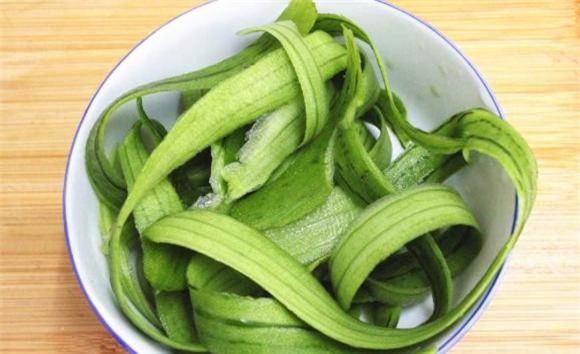 vo-muop (1).jpeg 1 mướp, vỏ mướp, tưới cây, mẹo hay